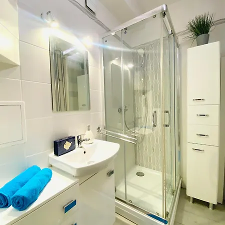 Appartement Dzielna 7 *